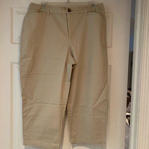Capri Pants